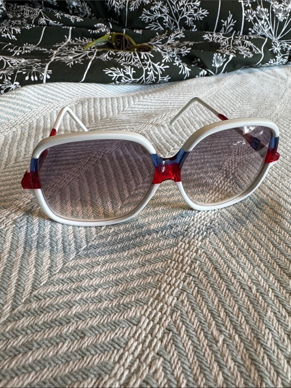 Vintage Colors In Optics Sunglasses